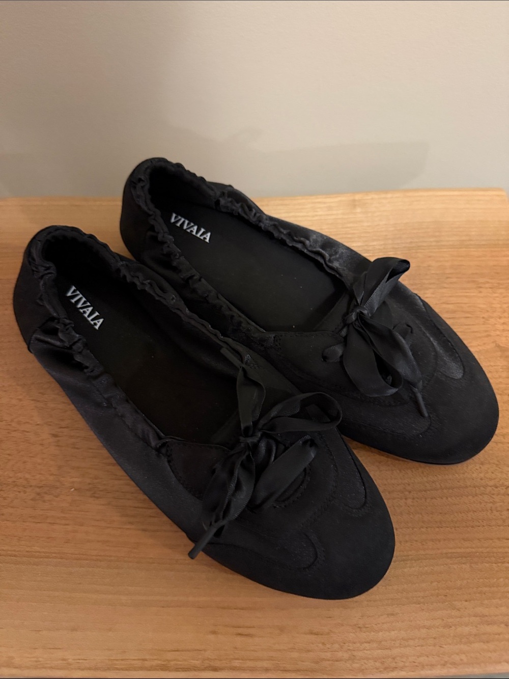 Vivaia Black Bow Ballet Flats – Stretch Comfort Women's Loafers